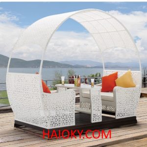 Xích Đu Ngoài Trời 4 Người – Thư Giãn Cùng Gia Đình Trong Không Gian Xanh Mát